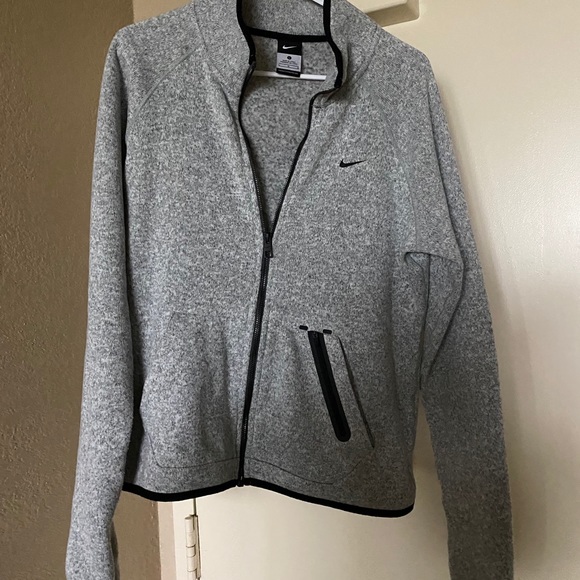 Nike grey jacket, size L - Picture 4 of 5